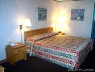 Knights Inn Columbus/Franklinton Kültér fotó